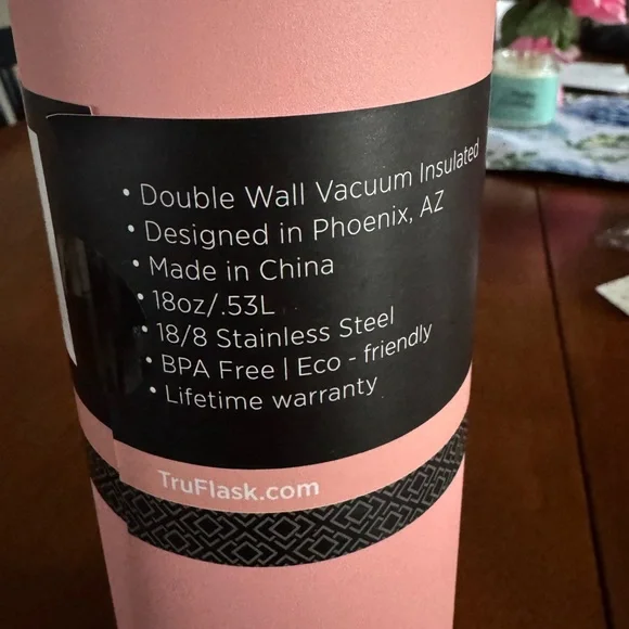 2/$13🌷Tru Flask Pink Water Bottle - Picture 3 of 6